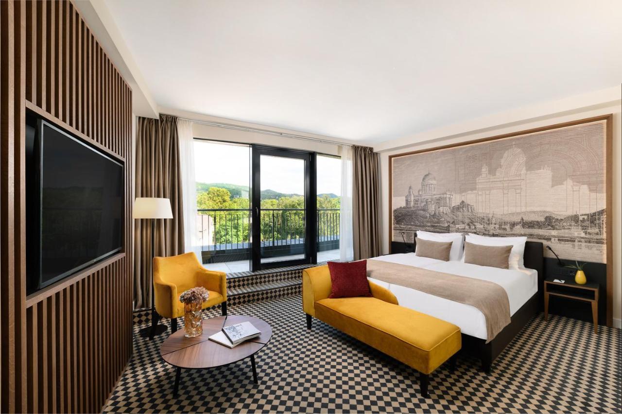 Grand Hotel Esztergom Exterior photo