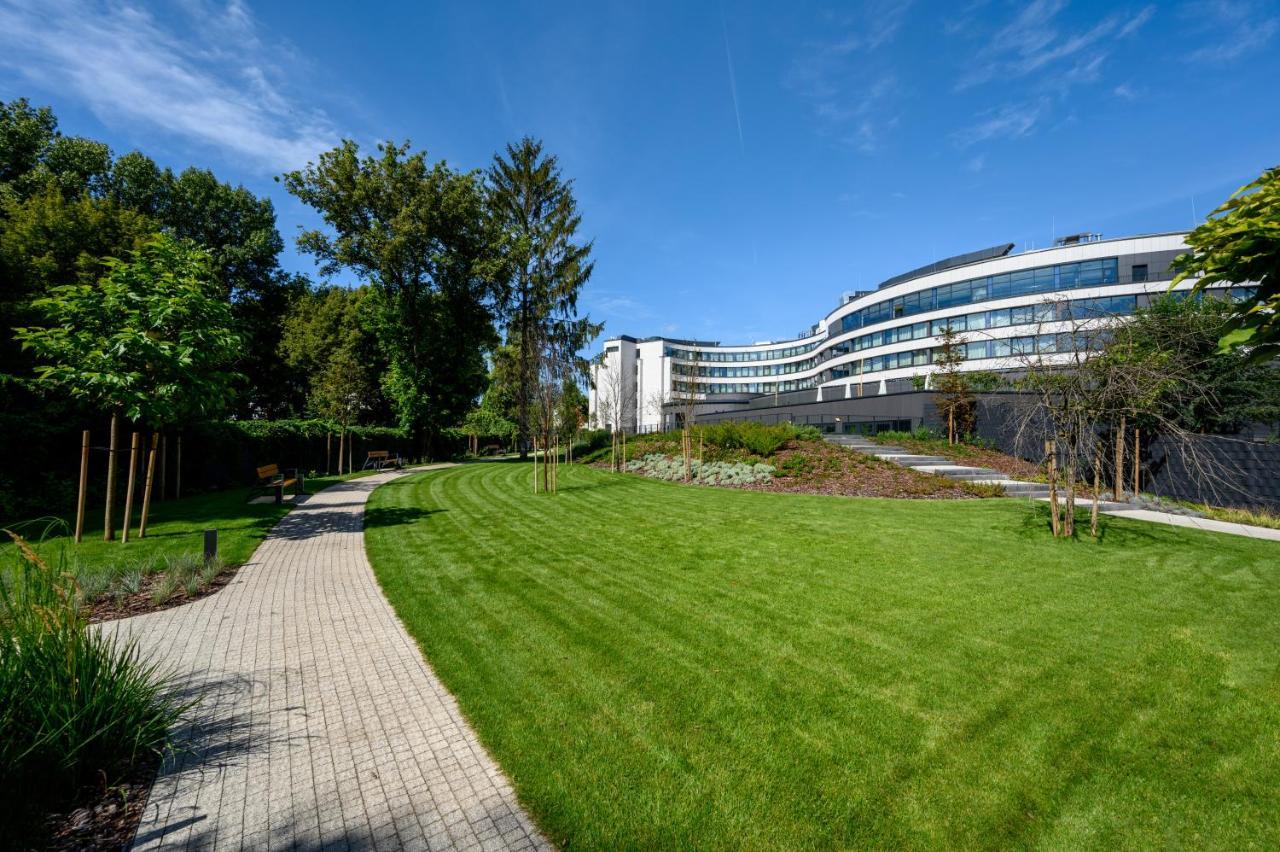 Grand Hotel Esztergom Exterior photo